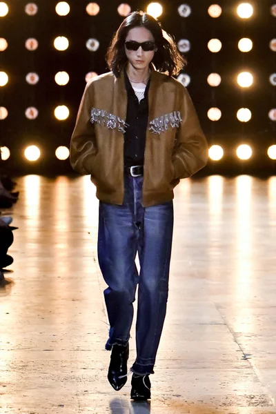 Look 42